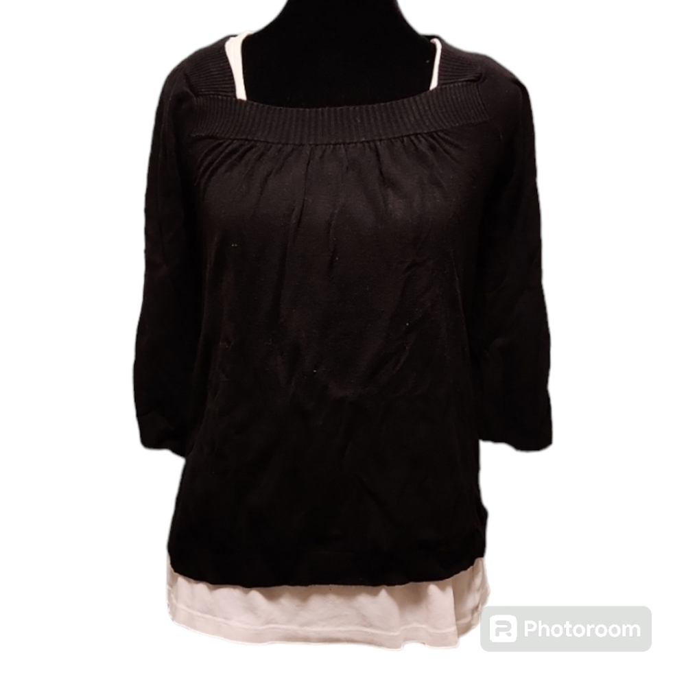AGB - small black 3/4 sleeve sweater